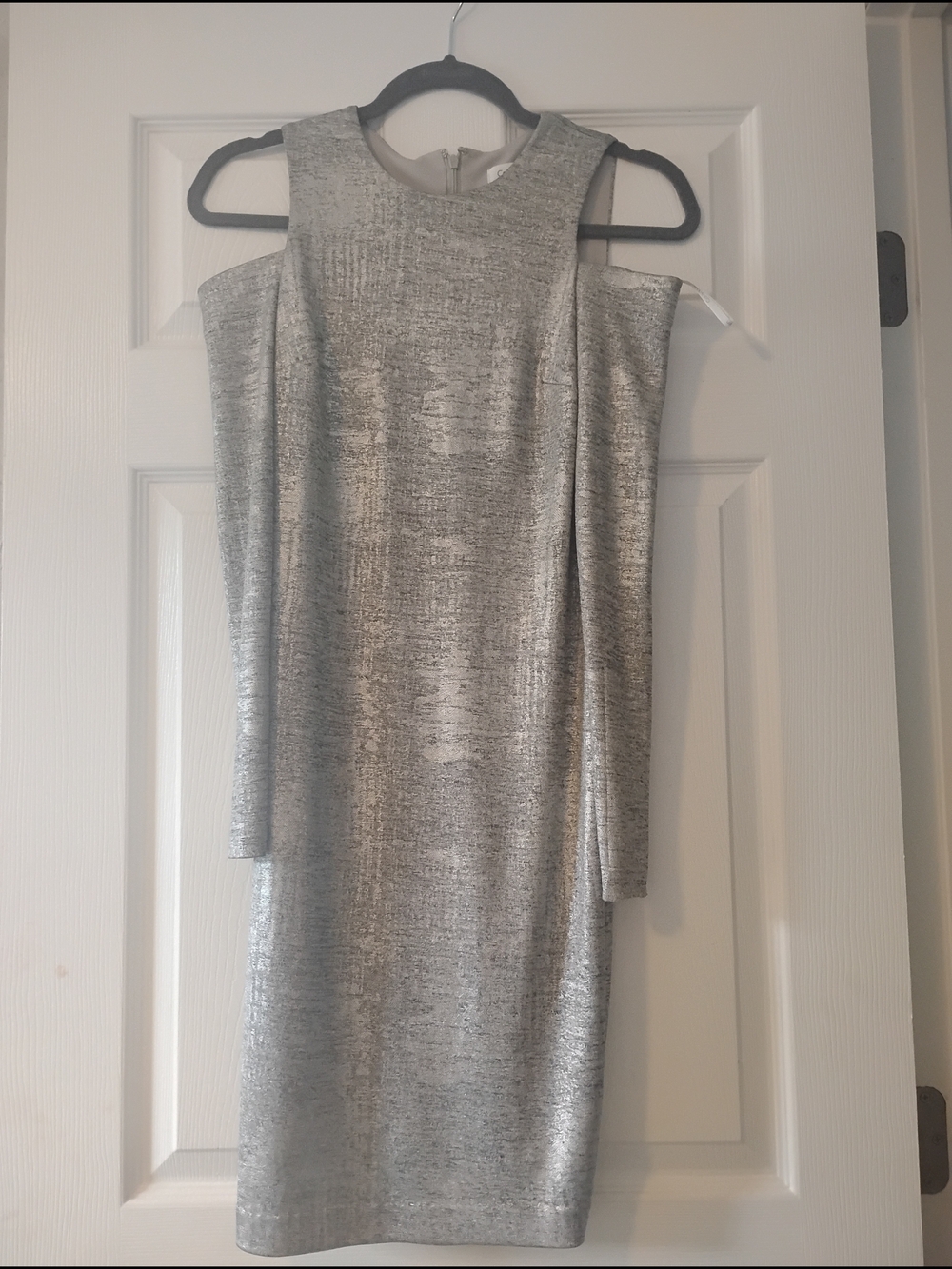 Calvin Klein Silver Cold-Shoulder Long Sleeve Dress 2P